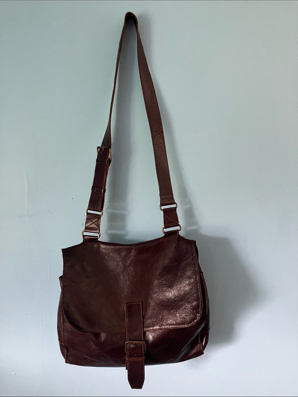Brown Leather Messenger Bag with Adjustable Strap